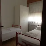 Lido Adriano Beach Apartment *
