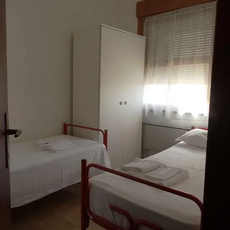 Lido Adriano Beach Апартаменты *